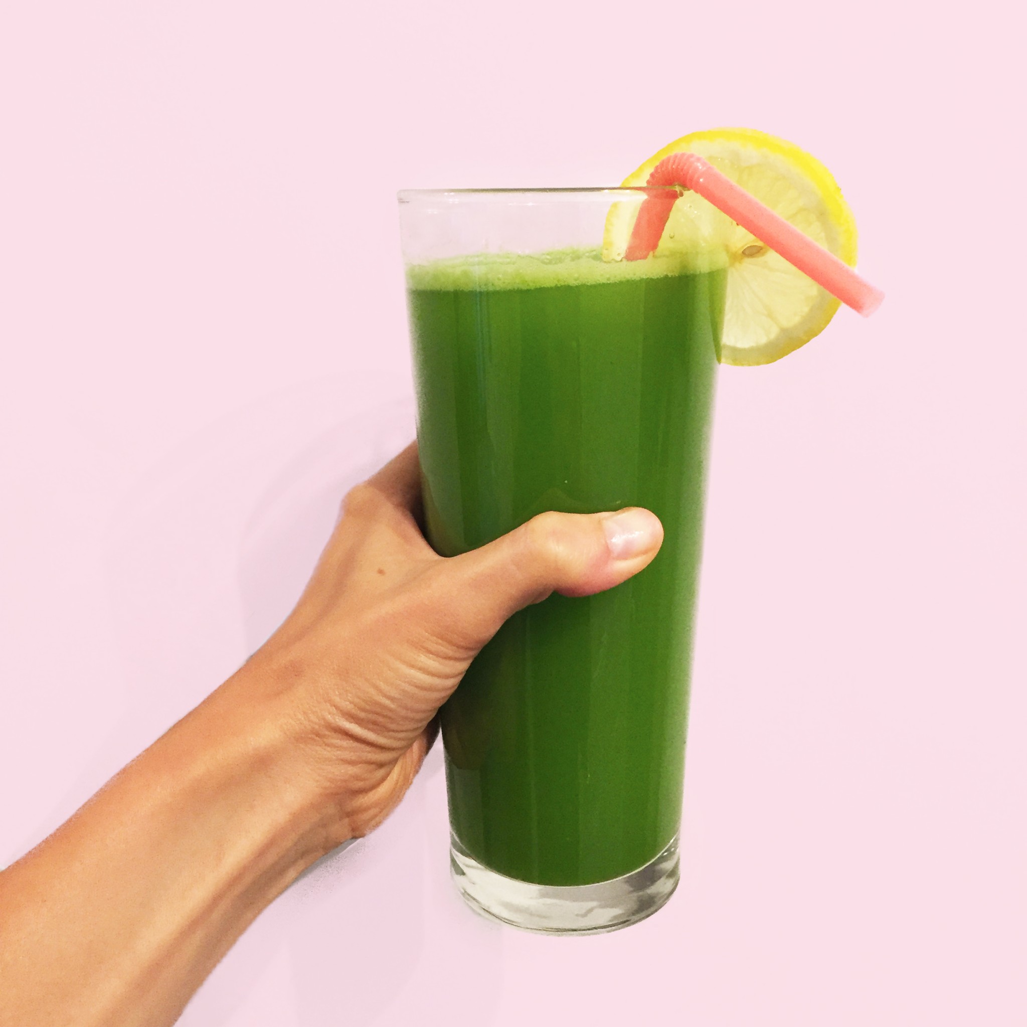 detox green juice before brunch meal 